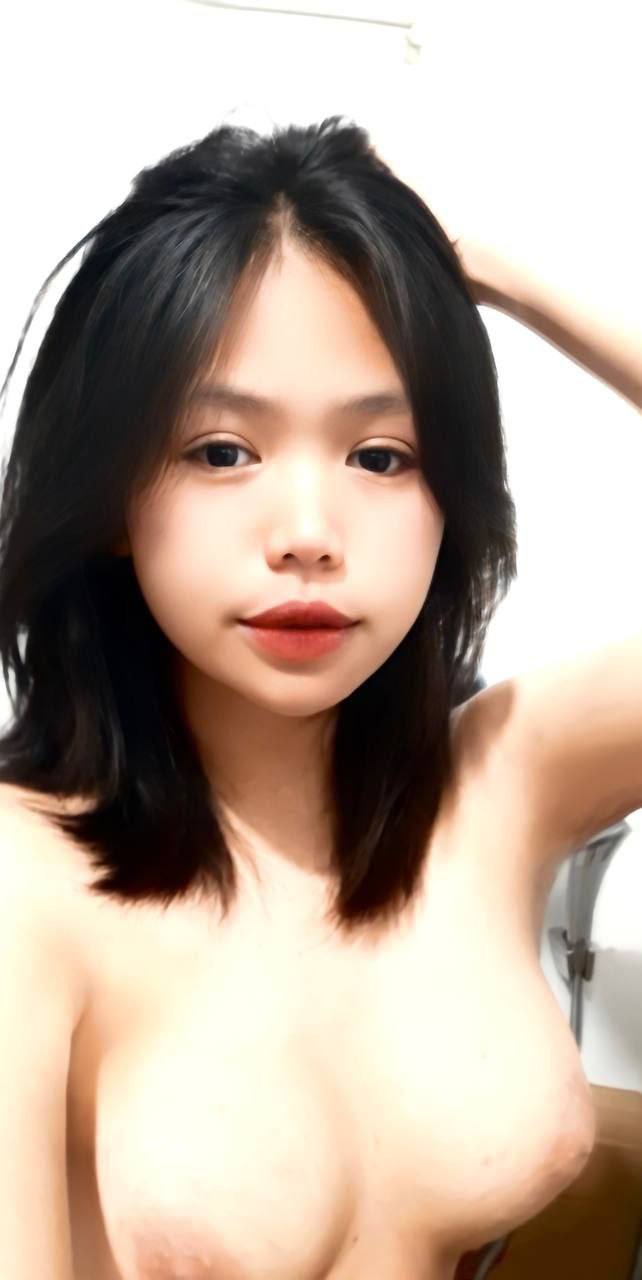 Bị nhỏ em kế nhún sml sau khi thua ván game với em ấy